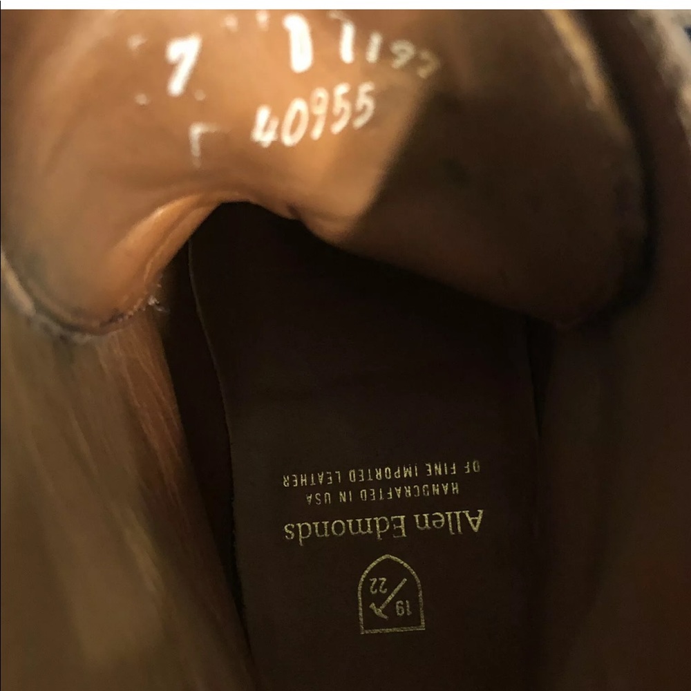 🛑Sold🛑ALLEN EDMONDS Hearst Leather Cap Toe Oxfo - Picture 2 of 8